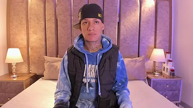 GaelCarter online show from 10-25-25, 01:02