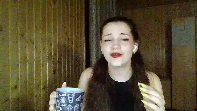 AmeliieLaFleur online show from 03-24-26, 09:42