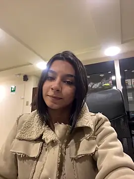 AlyssaRay online show from 02-10-26, 06:45