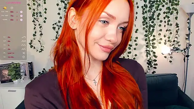 Snapshot of Foxy_blush chatting on 11-07-25, 07:03 Foxy blush online show from 11-07-25, 07:03