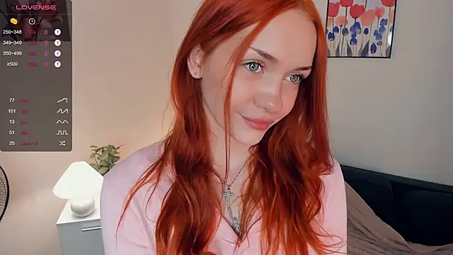 Snapshot of Foxy_blush chatting on 12-05-25, 07:10 Foxy blush online show from 12-05-25, 07:10