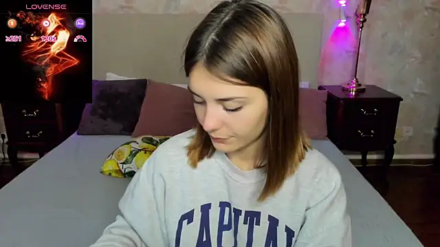 MargoChill online show from 10-31-25, 02:07