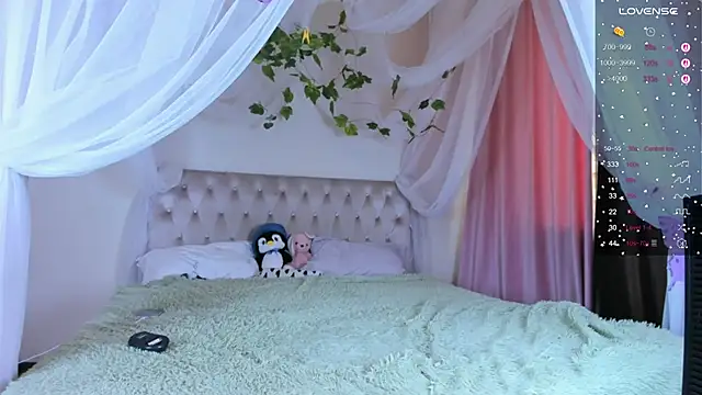 Gongjulee online show from 10-30-25, 03:30