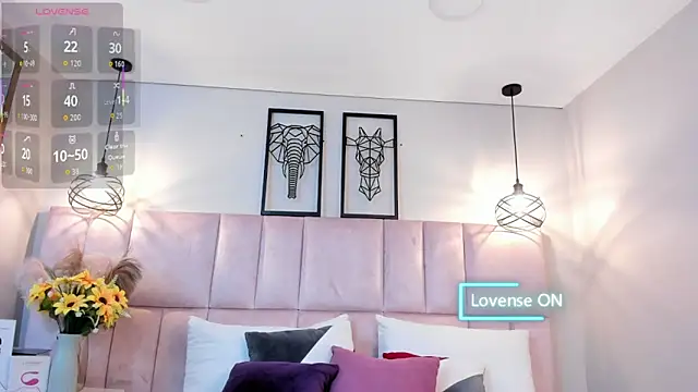 Ari lynn  online show from 11-13-25, 03:27