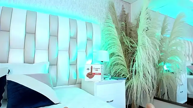 Ari lynn  online show from 03-18-26, 03:20