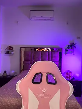 MIACUTEE  online show from 11-27-25, 08:55