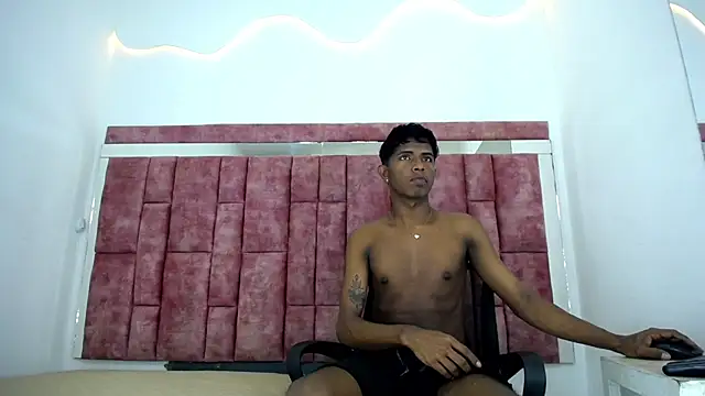 Mick storm online show from 03-12-26, 07:42