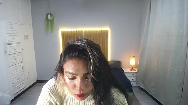 Reichell Princess online show from 11-20-25, 04:12