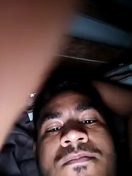 GlossyDare1823 online show from 10-17-25, 08:33