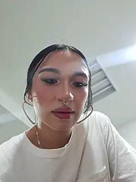 Snapshot of Candy_leilaa3 chatting on 11-05-25, 12:43 Candy leilaa3 online show from 11-05-25, 12:43