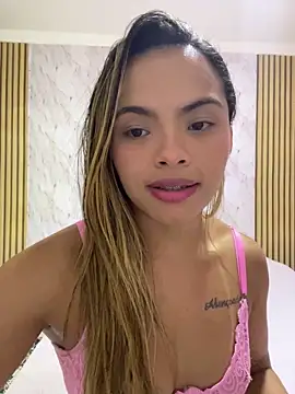 safadinhaquenteW online show from 05-20-26, 03:40