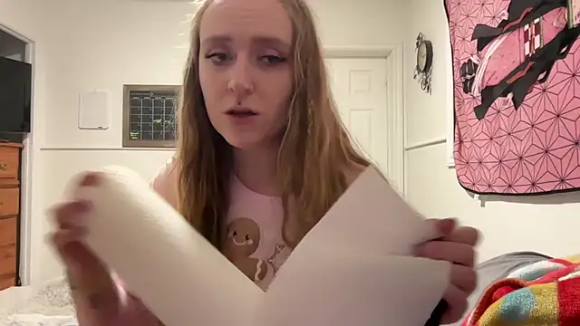 Snapshot of Pattyworld69 chatting on 11-17-25, 12:16 Pattyworld69 online show from 11-17-25, 12:16