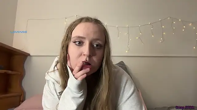 Pattyworld69 online show from 04-07-26, 02:34
