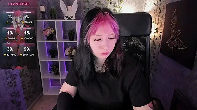 PeggyMcDean online show from 10-21-25, 07:42