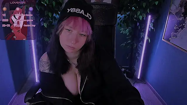 PeggyMcDean online show from 10-24-25, 07:27