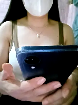 Snapshot of SansanCii chatting on 10-20-25, 06:25 SansanCii online show from 10-20-25, 06:25