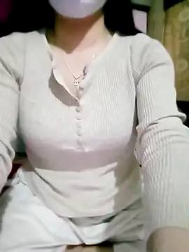 Snapshot of SansanCii chatting on 11-04-25, 11:31 SansanCii online show from 11-04-25, 11:31