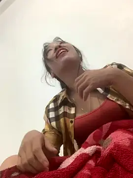 Snapshot of Linh_sexyy chatting on 10-27-25, 07:56 Linh sexyy online show from 10-27-25, 07:56