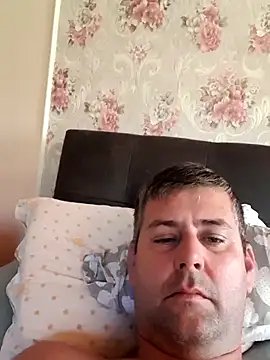 Snapshot of tibci12789 chatting on 11-04-25, 01:32 tibci12789 online show from 11-04-25, 01:32