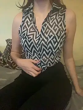 KittieCreme online show from 11-26-25, 11:11