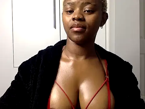 certifiedhottie2025 online show from 10-17-25, 06:38