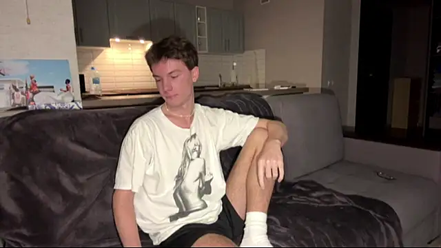 Snapshot of Jeremy1Scott chatting on 11-03-25, 03:41 Jeremy1Scott online show from 11-03-25, 03:41