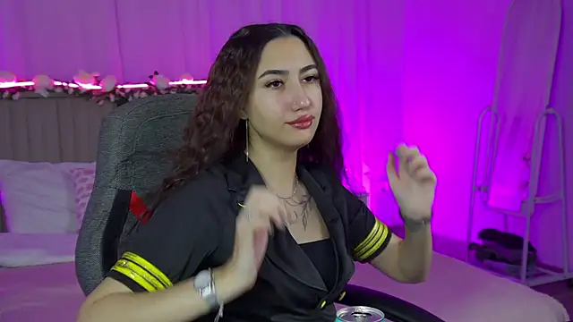 RebeckaThornton online show from 12-15-25, 09:46