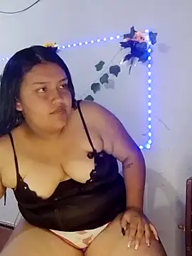 Snapshot of natt-bigass chatting on 10-30-25, 02:24 natt-bigass online show from 10-30-25, 02:24