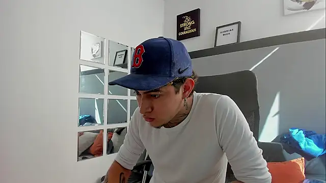 Sky Wild online show from 10-25-25, 08:14