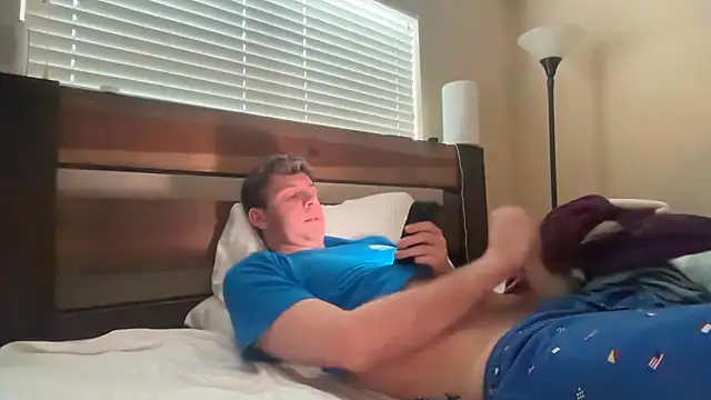 eddieeeeee1232 online show from 03-09-26, 11:53