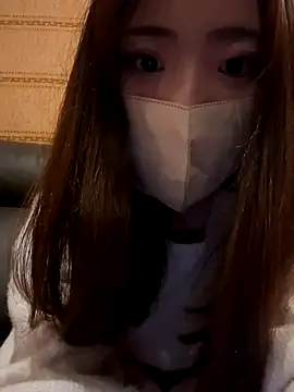 Snapshot of Saya_love chatting on 11-05-25, 11:54 Saya love online show from 11-05-25, 11:54