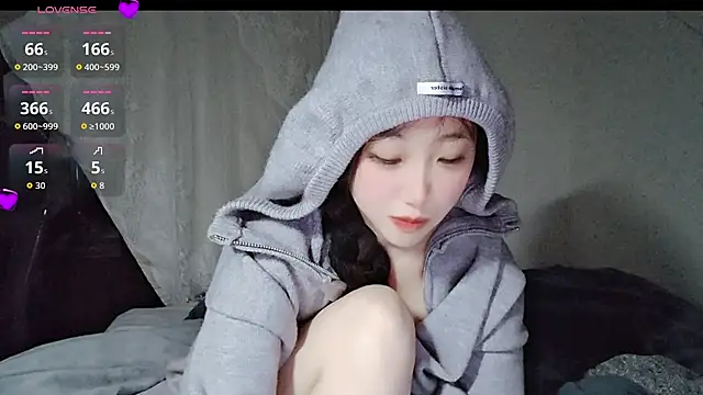 Snapshot of hyp0crite chatting on 11-16-25, 03:50 hyp0crite online show from 11-16-25, 03:50