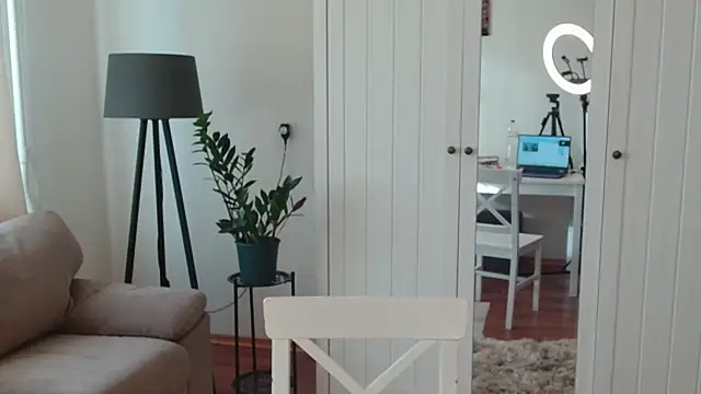 LittleNicolee online show from 11-25-25, 11:21