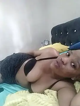 CaramelBoootie online show from 01-11-26, 02:00