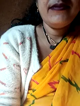 Snapshot of Rayal_bhabi chatting on 12-23-25, 03:59 Rayal bhabi online show from 12-23-25, 03:59