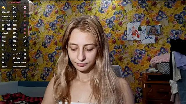 AmeliLia online show from 10-25-25, 11:07