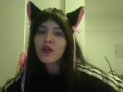 miapink33 online show from 10-30-25, 11:49