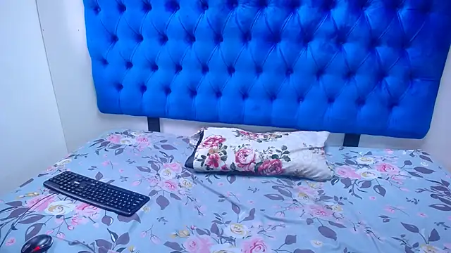 Amberdiamondmmm online show from 12-18-25, 02:45