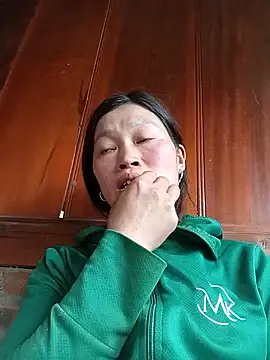 Snapshot of siusiu-00 chatting on 10-23-25, 05:07 siusiu-00 online show from 10-23-25, 05:07