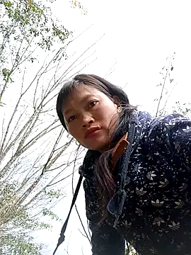 Snapshot of siusiu-00 chatting on 11-04-25, 02:54 siusiu-00 online show from 11-04-25, 02:54