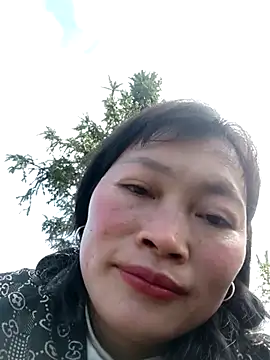 Snapshot of siusiu-00 chatting on 11-07-25, 06:35 siusiu-00 online show from 11-07-25, 06:35