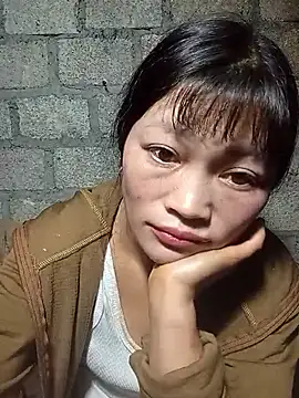 Snapshot of siusiu-00 chatting on 11-09-25, 12:53 siusiu-00 online show from 11-09-25, 12:53