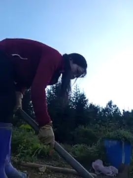 Snapshot of siusiu-00 chatting on 11-23-25, 08:58 siusiu-00 online show from 11-23-25, 08:58