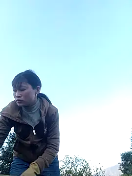 Snapshot of siusiu-00 chatting on 11-25-25, 09:20 siusiu-00 online show from 11-25-25, 09:20