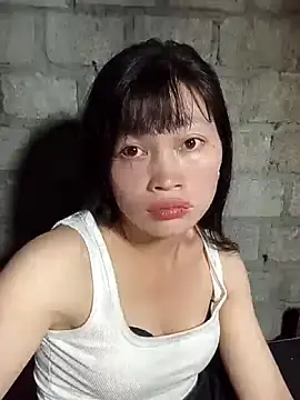 Snapshot of siusiu-00 chatting on 11-29-25, 11:57 siusiu-00 online show from 11-29-25, 11:57