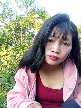 Snapshot of siusiu-00 chatting on 12-01-25, 08:52 siusiu-00 online show from 12-01-25, 08:52