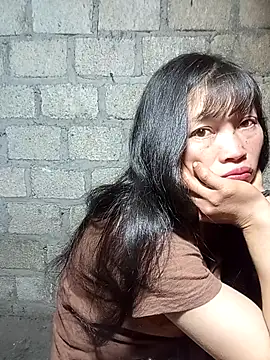 Snapshot of siusiu-00 chatting on 12-02-25, 10:53 siusiu-00 online show from 12-02-25, 10:53