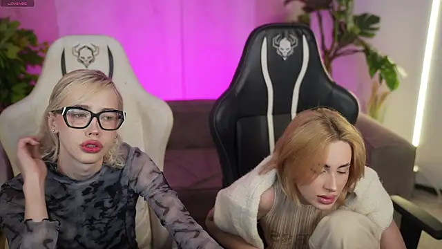 Snapshot of Jessica_start chatting on 12-01-25, 11:26 Jessica start online show from 12-01-25, 11:26