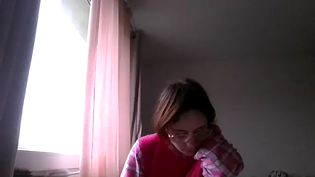 Snapshot of LuckySLove chatting on 02-22-26, 03:32 LuckySLove online show from 02-22-26, 03:32