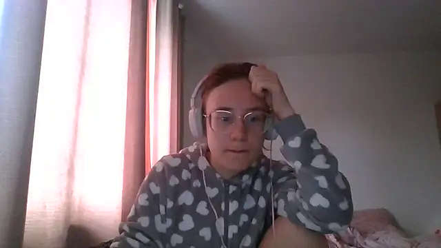 LuckySLove online show from 07-07-26, 03:05